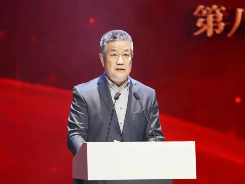 共有10个榜样人物