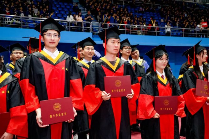 教师代表材料科学与工程拼搏app下载