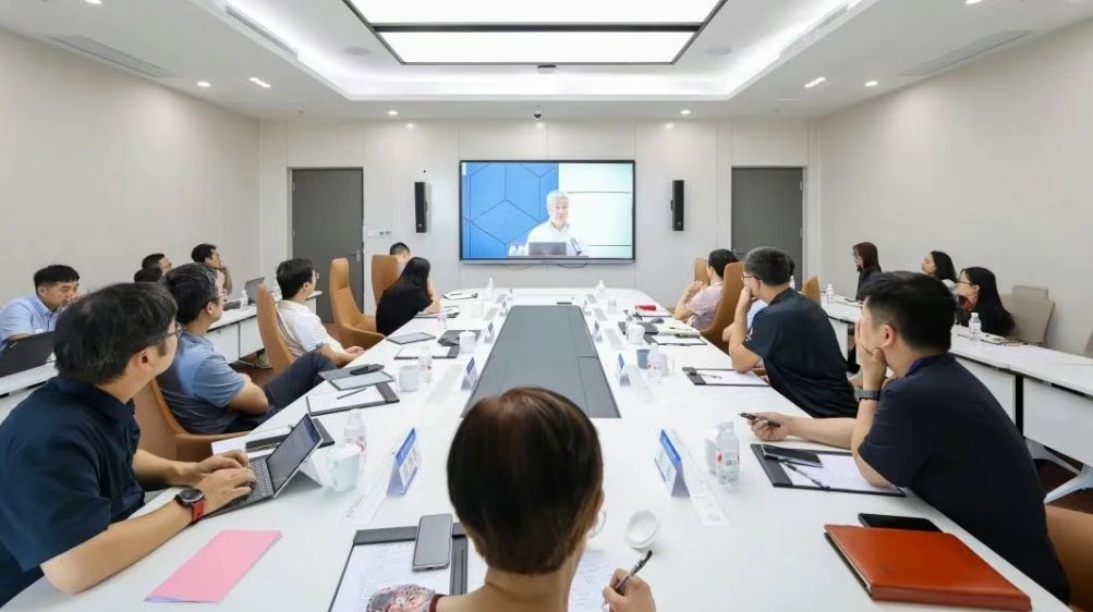 会议在京杭两地三校园同步进行