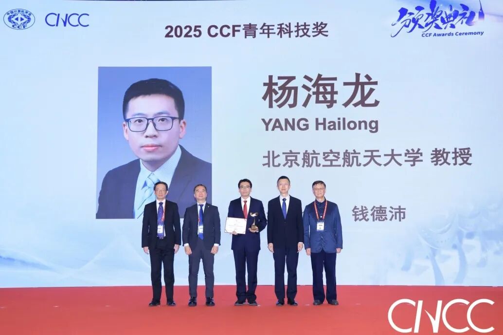 他精于课堂的理论传授