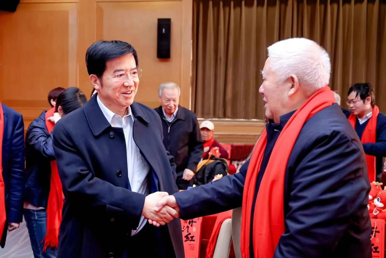 全体校领导