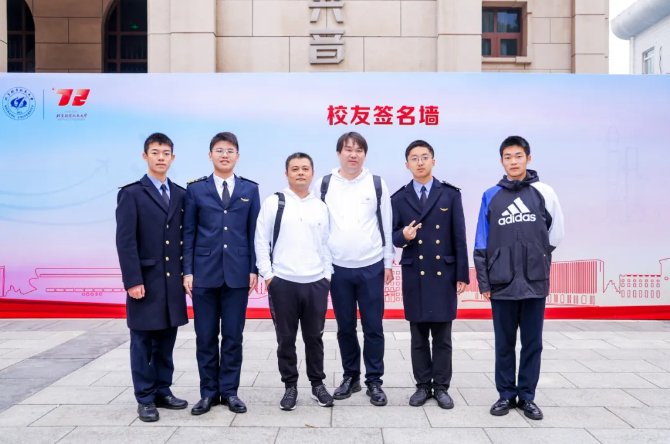 王云鹏在致辞中向“回家”的校友们表示
