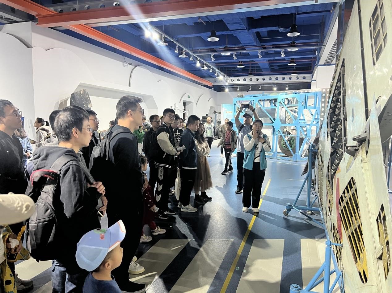 通过参观拼搏app下载最新版下载