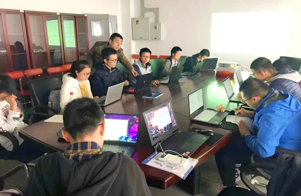 激情飞扬的老师