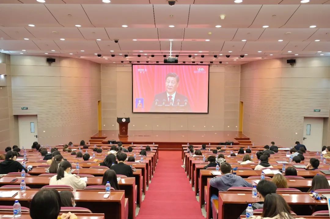 弘扬伟大建党精神