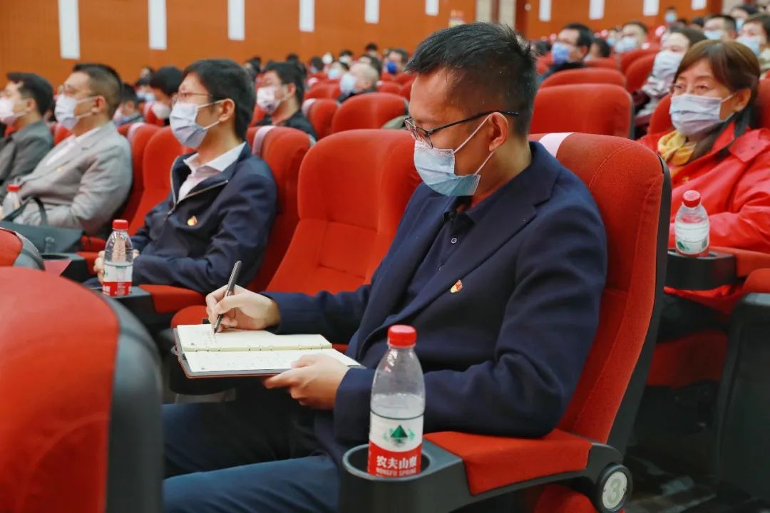 为全面建设社会主义现代化拼搏手机版下