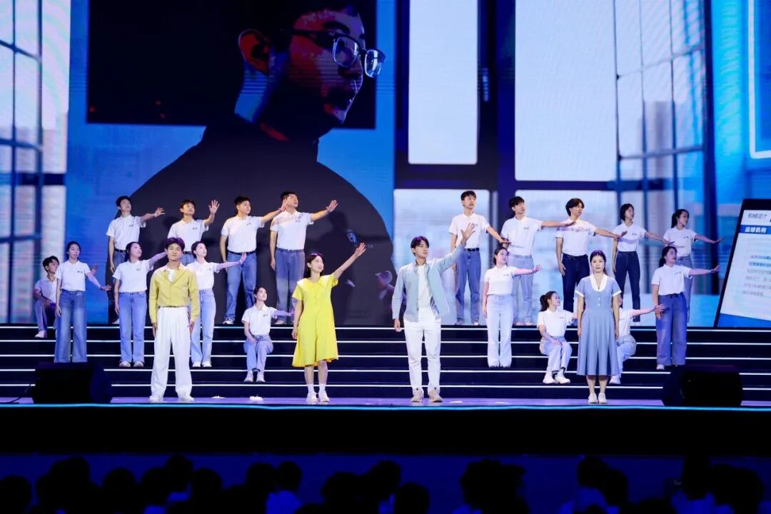 为即将奔赴山海的2026届毕业生送上